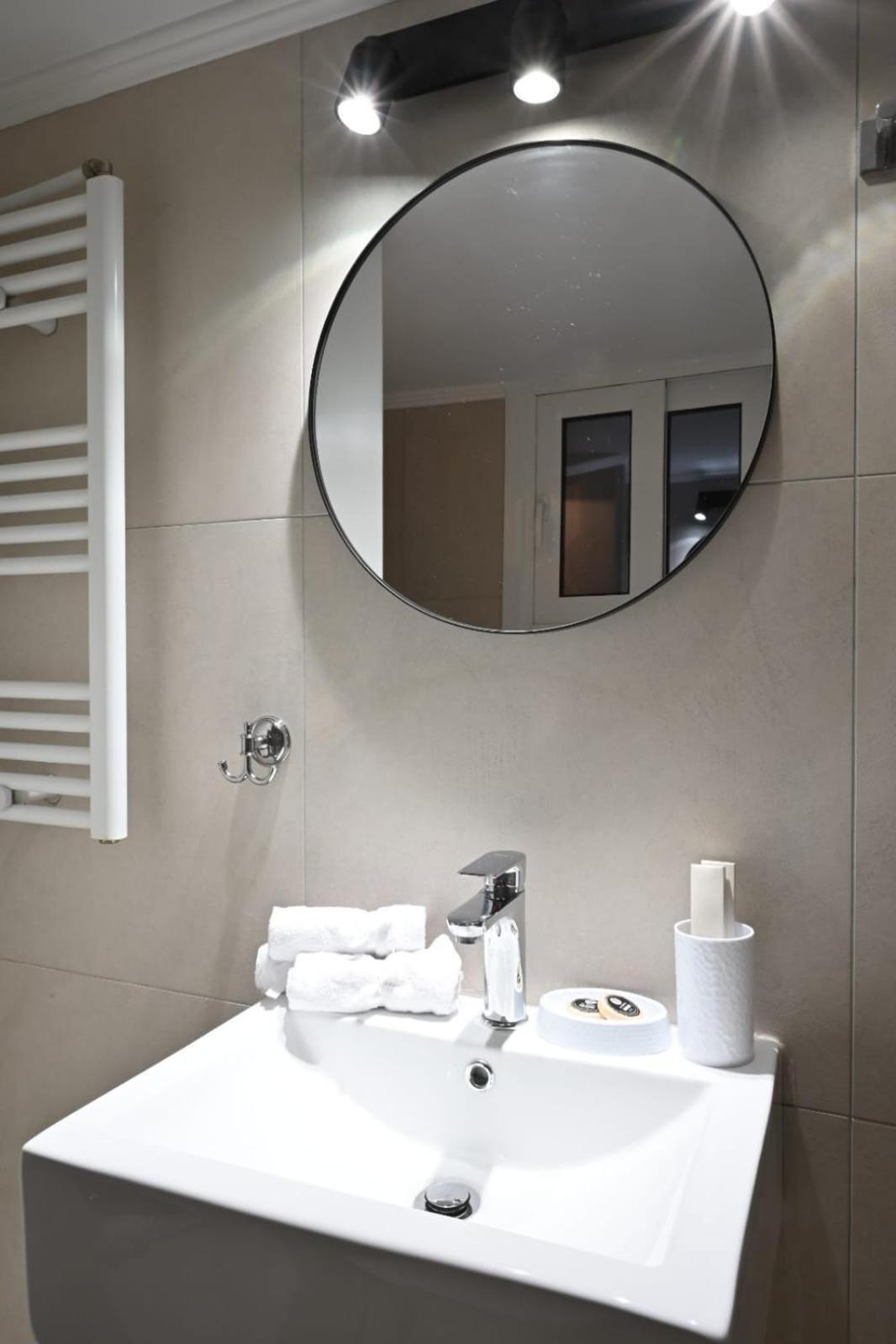 Modern Two Bedroom Apartment At Koukaki Athene Buitenkant foto